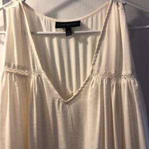Lane Bryant Cream / Off white size 24 tank blouse